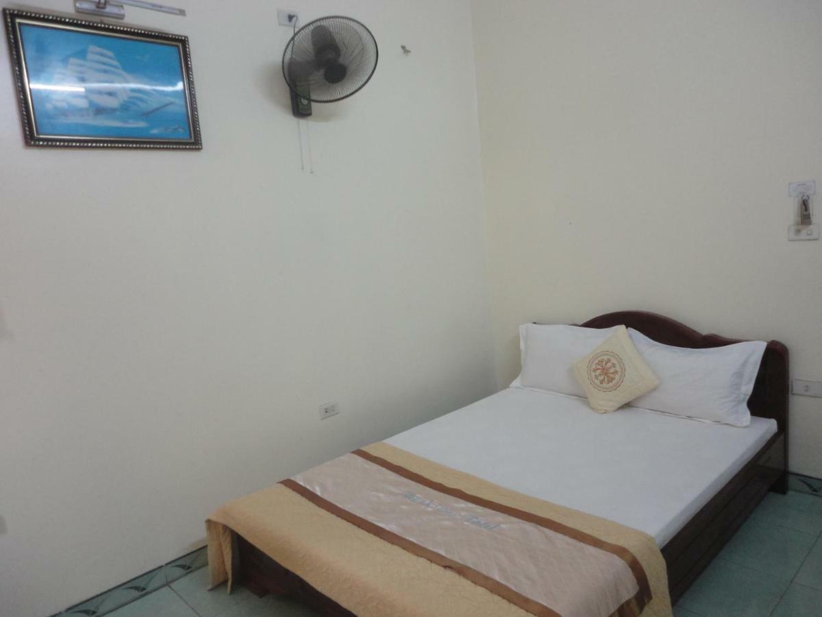 Thanh Dat Hotel Нин Бин Екстериор снимка