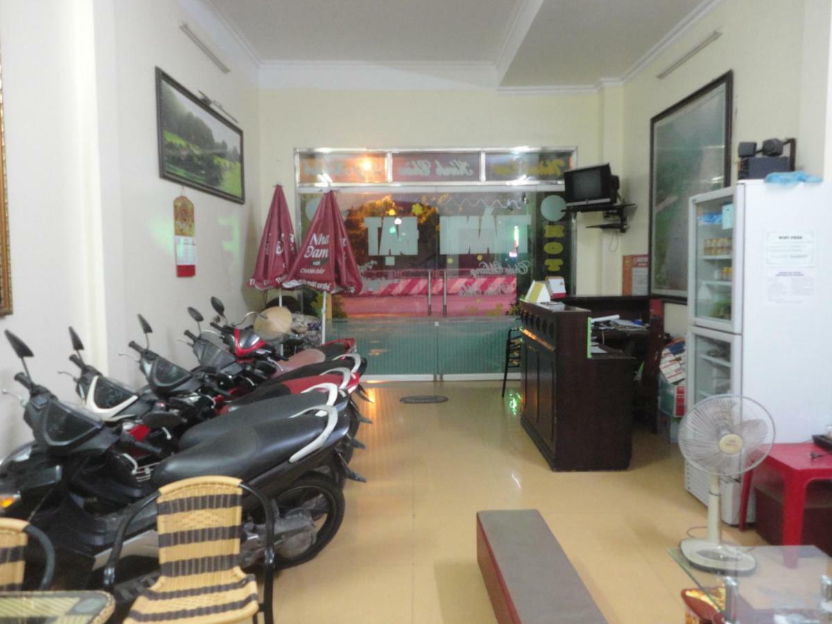 Thanh Dat Hotel Нин Бин Екстериор снимка