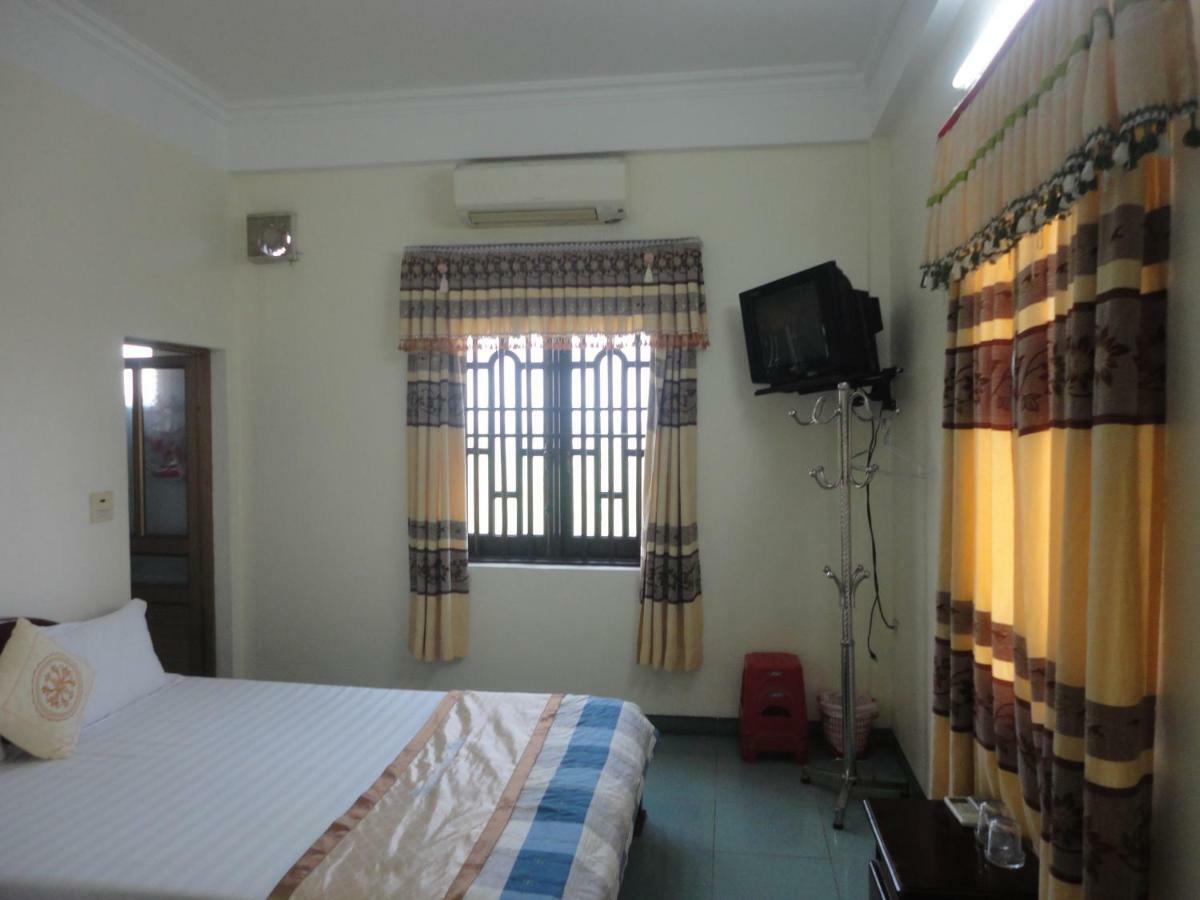 Thanh Dat Hotel Нин Бин Екстериор снимка